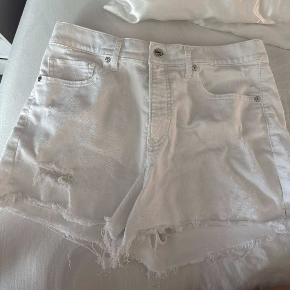 Express White Distressed Denim Shortsighted